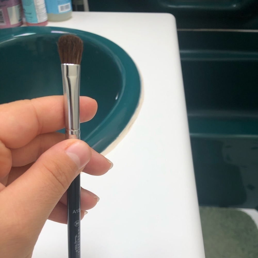 NEW ANASTASIA BEVERLY HILLS ALL OVER SHADOW BRUSH - Picture 8 of 8